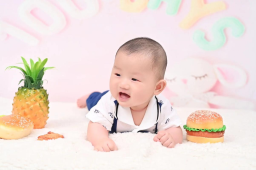 娄底宝宝眼角红血丝